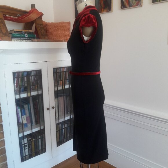 Pinup Couture Black with Burgundy Velvet Trim Wiggle Dress - Picture 5 of 7